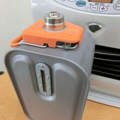 石油ファンヒーター コロナ 7.2L ストーブ KFH-G5715BY 木造15畳/コンクリ‐ト20畳 2015年製 CORONA ホワイト 灯油ストーブ 灯油ヒーター 石油ストーブ 暖房 ファンヒーター 札幌 西区 西野店の画像