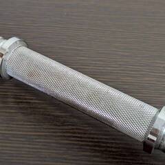 ダンベルシャフト１個 2.3kg 全長45.2cm・直径2.6cm 中古 トレーニング の画像