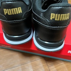 PUMA スニーカー　25.0の画像