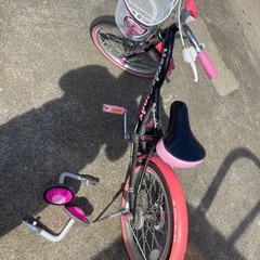 女の子自転車の画像