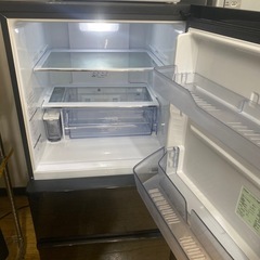 ⭐️コンパクト⭐️2019年製 AQUA 238L冷蔵庫 AQR-SV24H 自動製氷 旬鮮チルド Agイオン除菌脱臭フィルター No.7469 KEの画像
