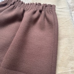 パンツ2本・スカート4枚(内2枚は新品)の画像