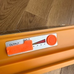 ソーラー充電式のLED投光器の画像