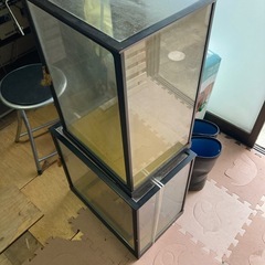 ガラス製　箱の画像