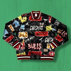 ✨新品・希少✨Mitchell & Ness ブルズ リバーシブル ジャケット の画像