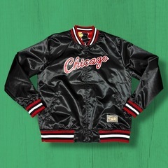 ✨新品・希少✨Mitchell & Ness ブルズ リバーシブル ジャケット の画像