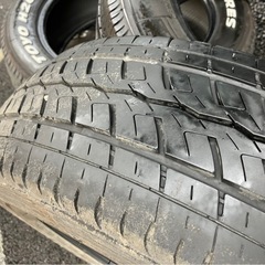 ハイエース夏タイヤ　215/60R17 TOYOタイヤ(ホワイトレター)　　　の画像