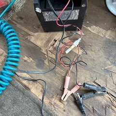 バッテリー充電器の画像
