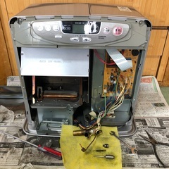 石油ファンヒーター(46) ダイニチ 9Lタンク FW-565L 2009年製の画像