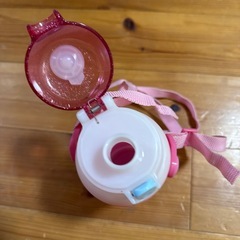 ディズニープリンセスプラスチック水筒の画像