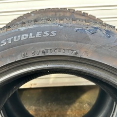 BRIDGESTONE BLIZZAK 235/50/18 スタッドレスタイヤ　これからのシーズンにいかがですか？の画像