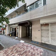 【茅場町駅】【月約9万円】【週5日×朝4時間】マンション清掃/未経験者可～日払い可(茅場町2/3/4)の画像