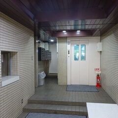 【茅場町駅】【月約9万円】【週5日×朝4時間】マンション清掃/未経験者可～日払い可(茅場町2/3/4)の画像