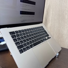 アルミ製折りたたみパソコンスタンドの画像