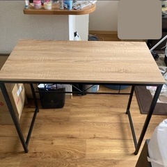 作業テーブルの画像