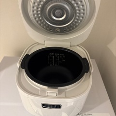 炊飯器 SHARP KS-CF05A-W 2019年製の画像