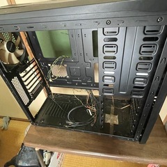 パソコンケース(電源、CPUクーラー
)の画像