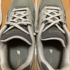 ニューバランス　スニーカー　27㎝ グレーの画像