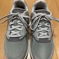ニューバランス　スニーカー　27㎝ グレーの画像