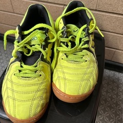 ⚽️asicsフットサルシューズ(24)の画像