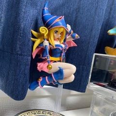 ブラックマジシャンガールとブルーアイズの画像