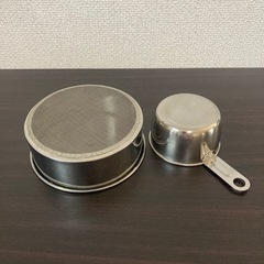 ケーキ丸型×2 粉ふるい　計量カップ　まとめ売りの画像