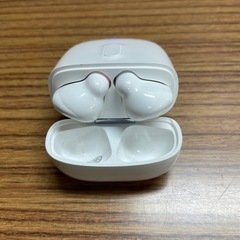 ワイヤレスイヤホンの画像