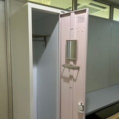ロッカー2連の画像