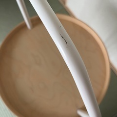 IKEAサイドテーブルの画像