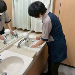 ちょこっと働きたい方！週３日オフィスビルの日常清掃のお仕事！　未経験歓迎の画像