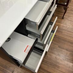 【ジモティー割あり】【ジャングルジャングル守口店】綾野製作所　レンジ台　幅100cm　奥行45cm 高さ91.5cmの画像