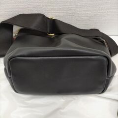 【新品未使用】ikka　ショルダーバッグ　ブラック　茶　黒　2WAY　 ショルダーバッグ  男女兼用 カジュアル  斜め掛けバッグ カジュアル 通勤 通学　新品タグ付き　　251020-6Yの画像