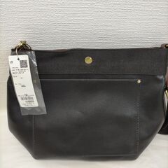 【新品未使用】ikka　ショルダーバッグ　ブラック　茶　黒　2WAY　 ショルダーバッグ  男女兼用 カジュアル  斜め掛けバッグ カジュアル 通勤 通学　新品タグ付き　　251020-6Yの画像