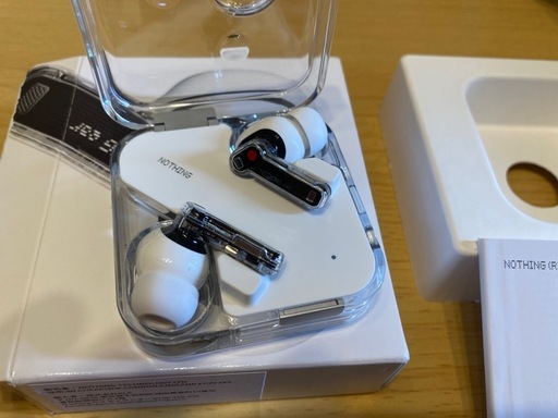 NOTHING ear ワイヤレスイヤホン　美品　高音質