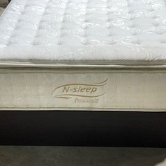 💥激安💥❗️配送•設置🉑❗️♻️処分撤去♻️ 収納付き　NITORI　セミダブルベッド　NSLEEP プレミアムマットレスセットの画像
