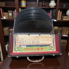(超希少)昭和レトロSPレコード31枚&SP盤レコードケース の画像