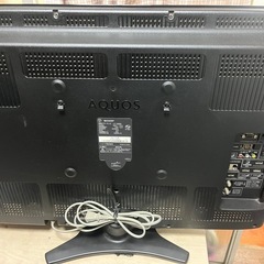 液晶テレビシャープ　AQUOS 2011年32型リモコン付きの画像