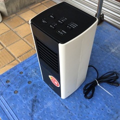 アイリスオオヤマ　小型セラミックファンヒーター　人感センサー付きの画像