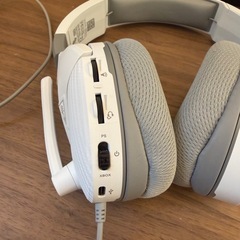 ヘッドホン（マイク
付き）の画像