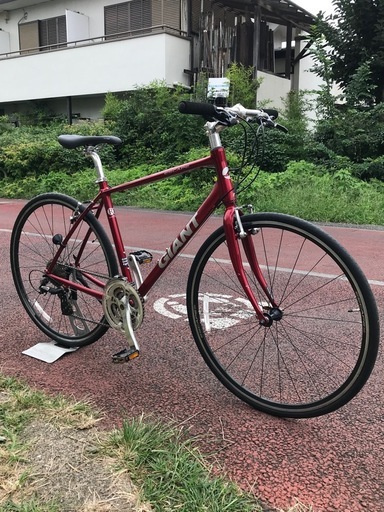 通勤通学にもおすすめのクロスバイク リユースクロスバイク GIANT ESCAPE R3 Mサイズ キャンディーレッド