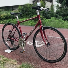 通勤通学にもおすすめのクロスバイク リユースクロスバイク GIANT ESCAPE R3 Mサイズ キャンディーレッドの画像