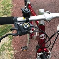 通勤通学にもおすすめのクロスバイク リユースクロスバイク GIANT ESCAPE R3 Mサイズ キャンディーレッドの画像