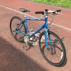 通勤通学にもおすすめのクロスバイク リユースクロスバイク GIANT ESCAPE R3 Mサイズ ブルーの画像
