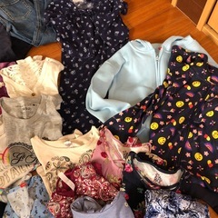 リーバイス　GAP 新品タグ付き　大量子供服の画像