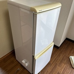 冷蔵庫の画像