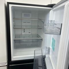 【リユ-スのサカイ広島石内店】ジモティ割！/３ドア冷蔵庫//ハイア-ル/2022年製/クリ-ニング済み/HG-7594/広島市 冷蔵庫　佐伯区 冷蔵庫　南区 冷蔵庫　西区 冷蔵庫　東区 冷蔵庫　中区 冷蔵庫　安佐南区 冷蔵庫　安佐北区 冷蔵庫　安芸区 冷蔵庫　府中町 冷蔵庫　海田町 冷蔵庫　熊野町 冷蔵庫　坂町 冷蔵庫　廿日市市 冷蔵庫																		の画像