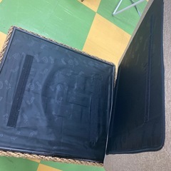 R80  アジアン家具　布製オットマンの画像
