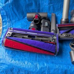 コードレス掃除機、ダイソンV11の画像