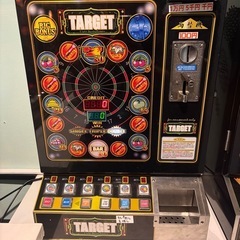   100円、500円ジャックポット　設置店様6こちら4でリース希望　
100スロ　卓上ゲーム　パチンコ　の画像