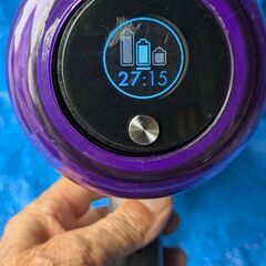 コードレス掃除機、ダイソンV11の画像